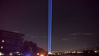 Only with lasers can we create long distance clear and crisp effects through the night sky. This photo truly demonstrates what the effect actually looked like. This experimental high-power setup used wavelengths 531, 488 and 452nm.